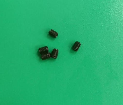 Screw(M3-0.5 x 4)