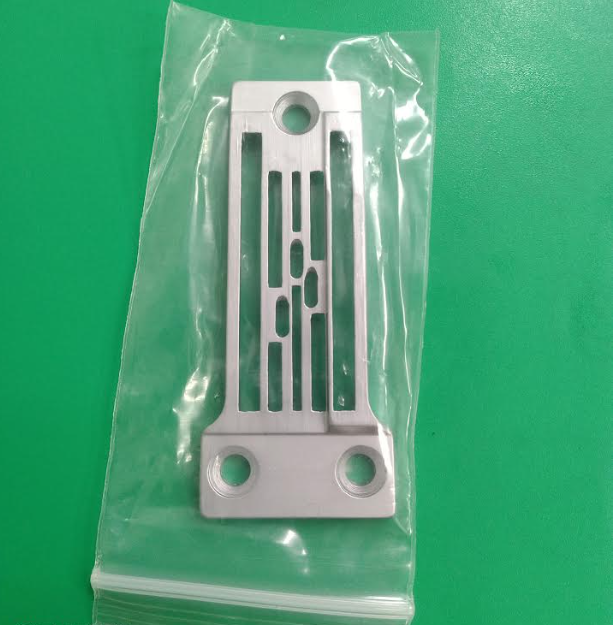DA928 NEEDLE PLATE-3/16"(HEAVY)