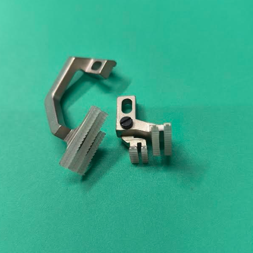 PLASTIC FEED DOG (5214) 4TH THREAD