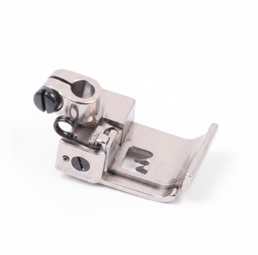 PRESSER FOOT WITH FABRIC GUIDE